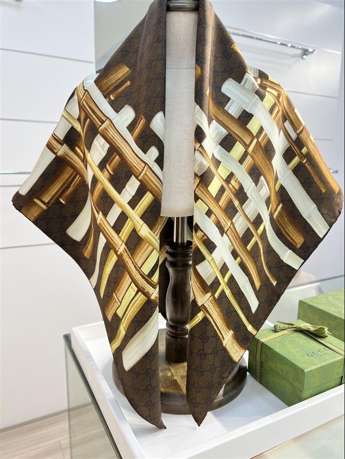 2026116111642139 100